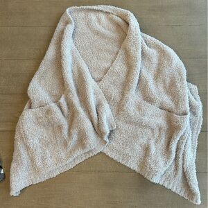 Oatmeal Barefoot Dreams shawl wrap with pockets